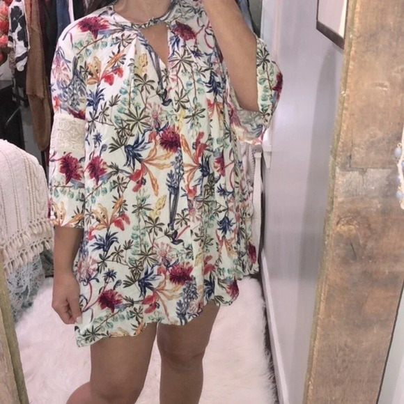 Umgee size medium floral boho skater dress - Picture 2 of 6